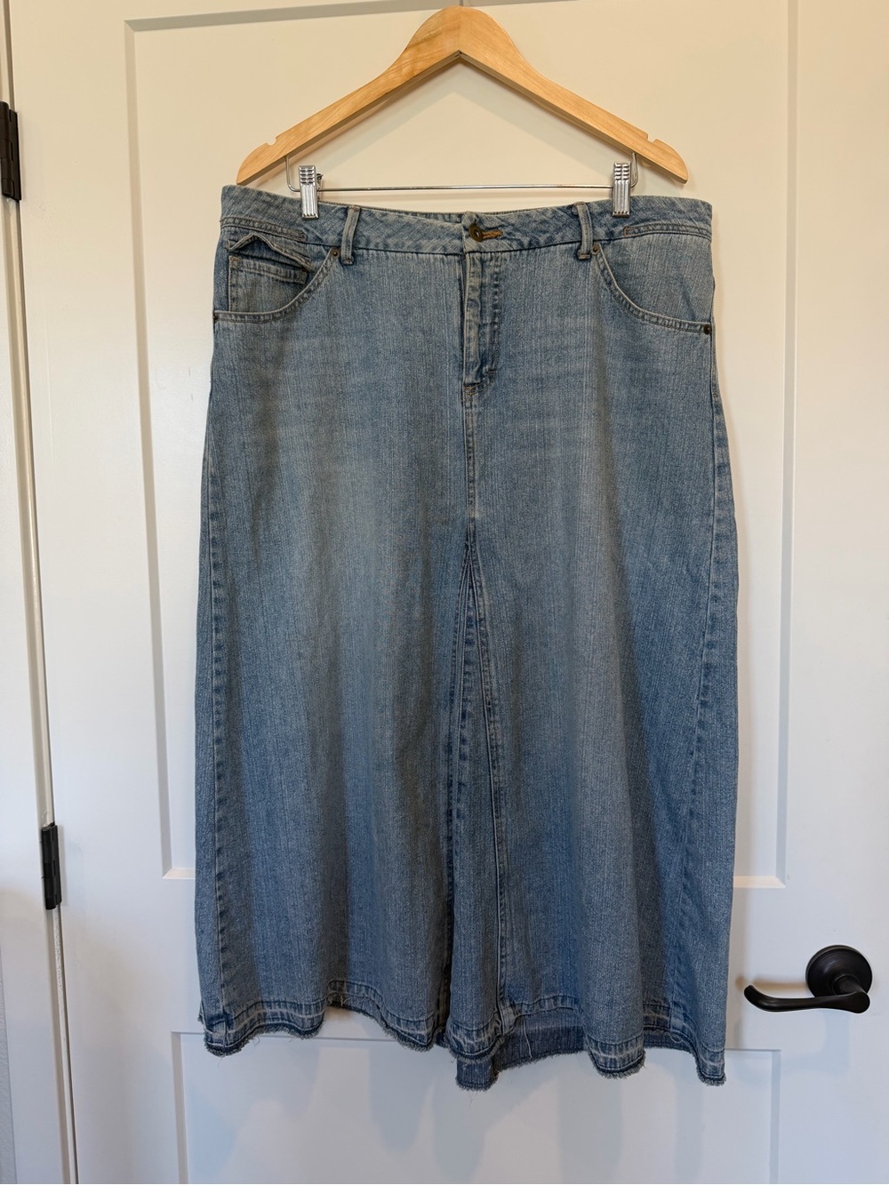 FRENCH CUFF blue denim midi  flared out boho western cowgirl rode skirt sz 14